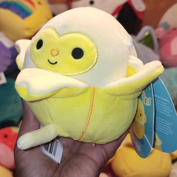PIEROGI 🍌🐒 SUPER RARE BEST DEFECT EVER! Yellow Banana Monkey Squishmallow NWT - Picture 4 of 9